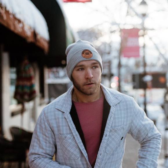 Meet your Posher, Hunter - Picture 1 of 1